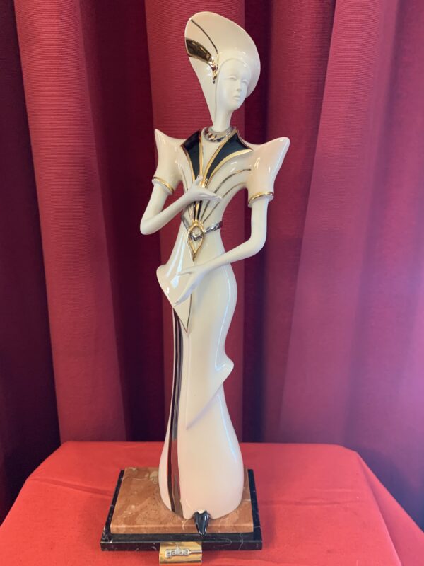 FIGURA; «DAÑA DE FIESTA» DE CERÁMICA GALOS ESTILO ART DECO. - Imagen 2