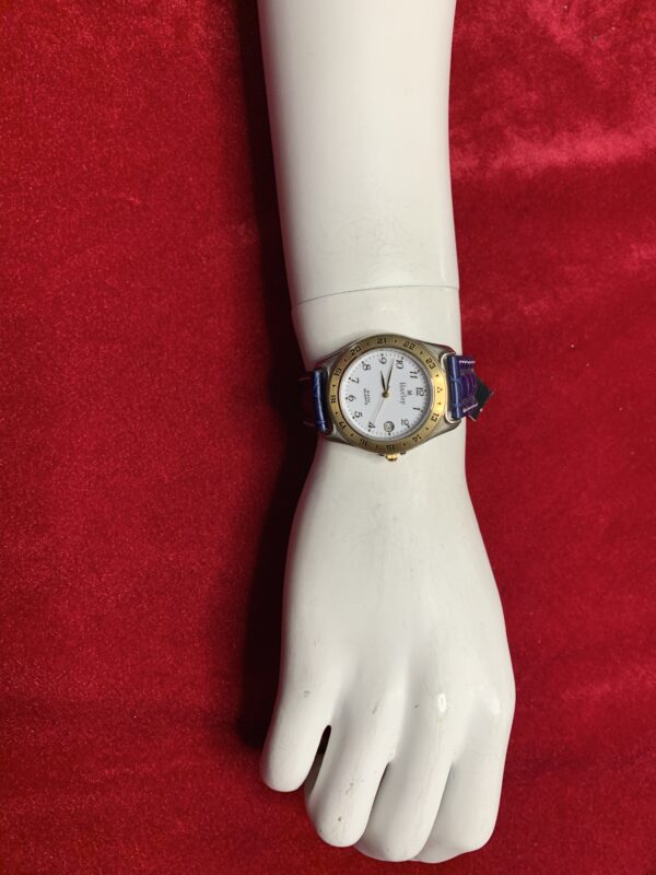 RELOJ; «HARLEY» HOMBRE BISEL EN DORADO Y PULSERA EN CUERO - Imagen 9